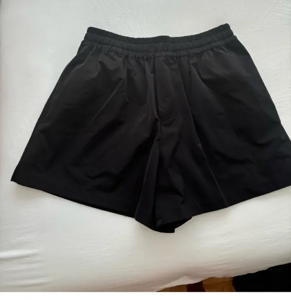 Helsa Gabardine Shorts - Image 2