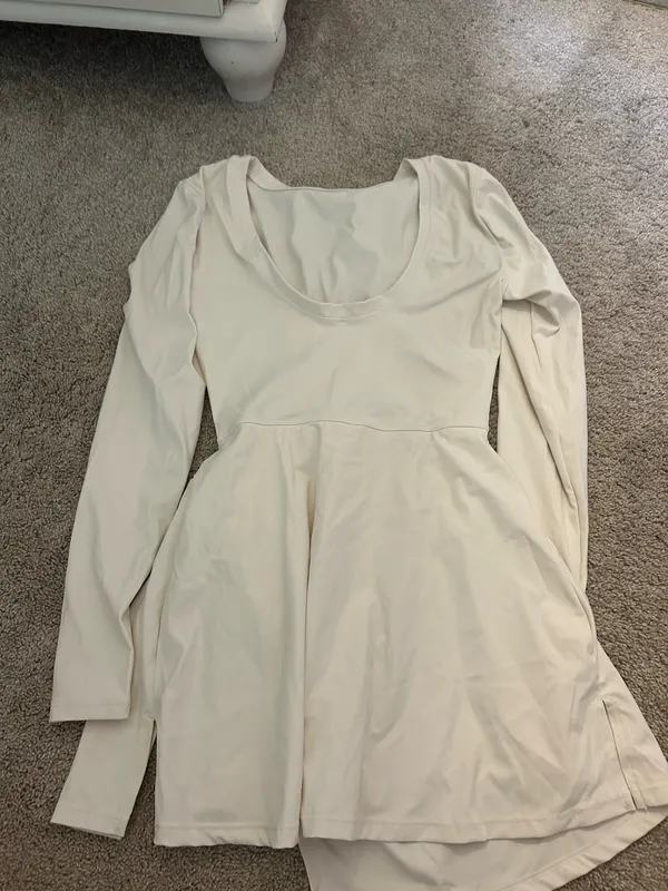 Shop the muse White Size M - Image 3