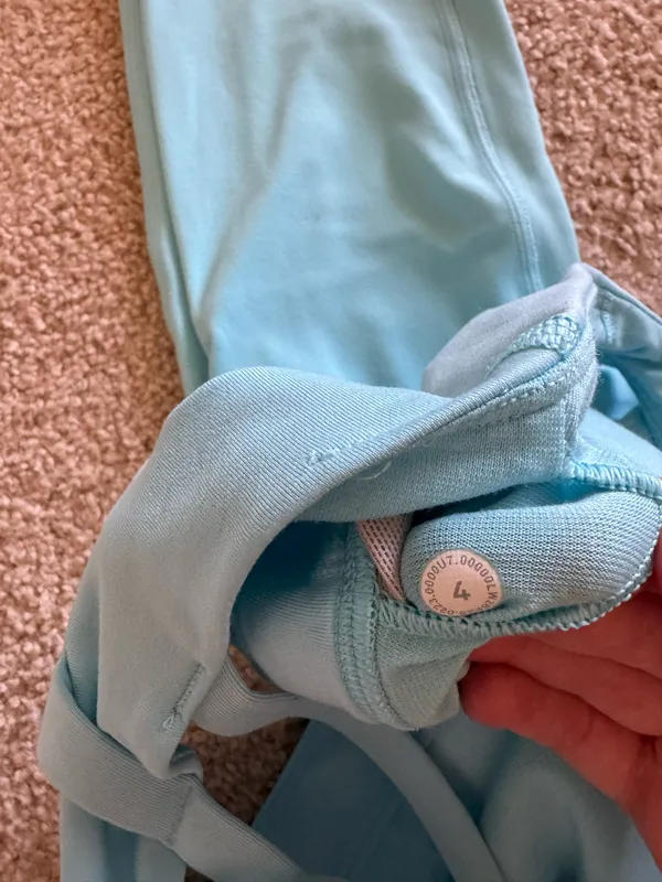 Lululemon light blue set - Image 3