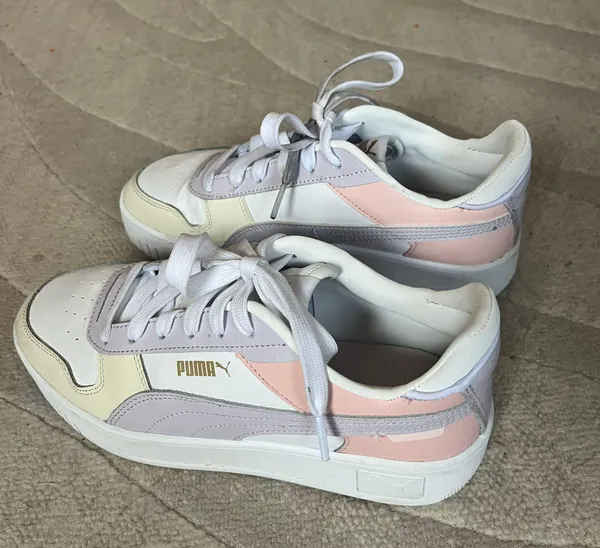 Puma Sneakers - Image 2