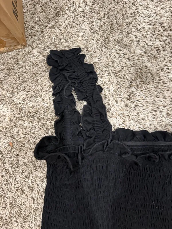 Black SHEIN tank top - Image 2