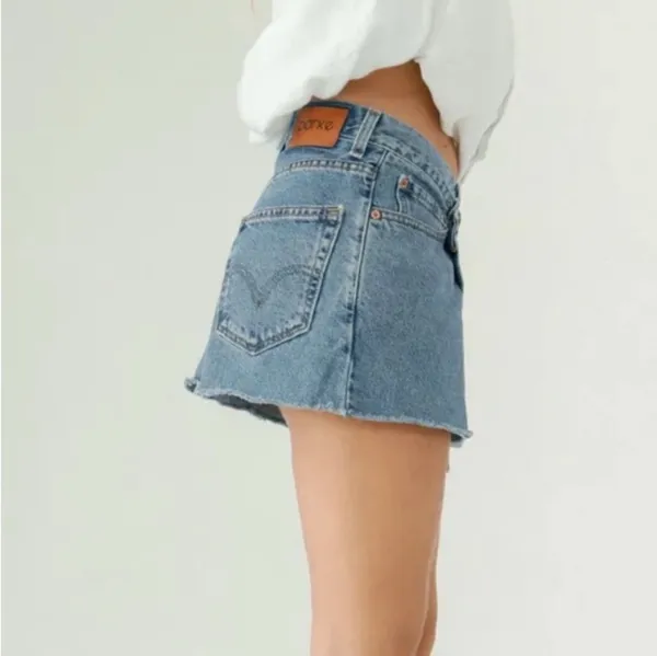 PARKE Crossover Denim Mini Skirt sz Large - Image 2