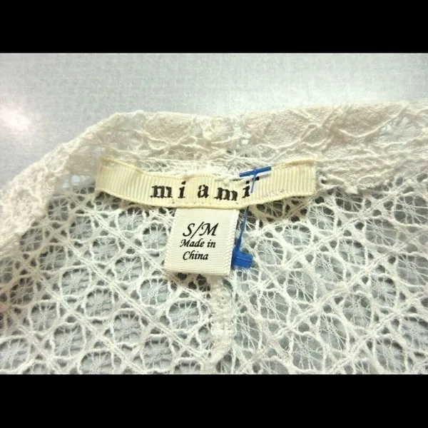 Miami Brand lace wrap white cotton blend S/M - Image 4