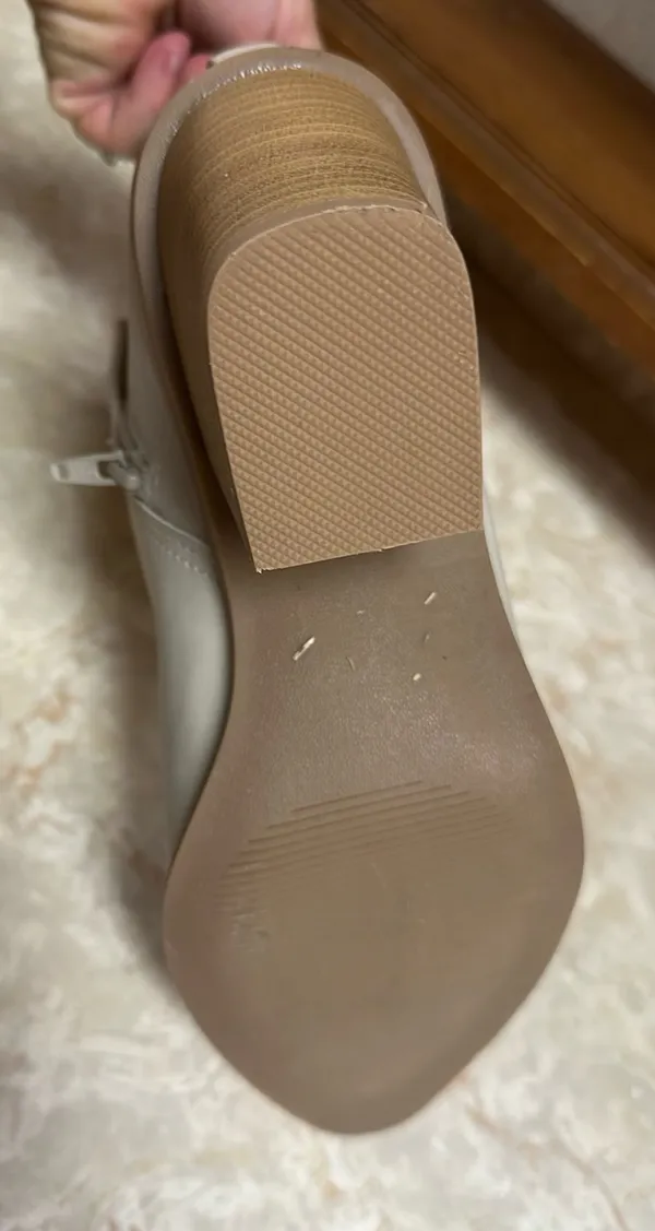 Lauren Conrad Cream suede ankle boots - Image 4