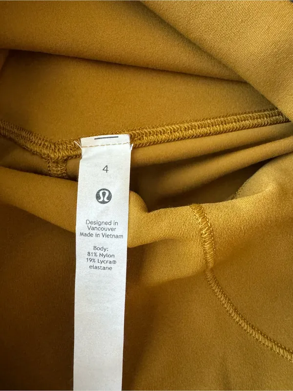Lululemon Align Short 8" Gold Spice Size 4 NWOT - Image 11