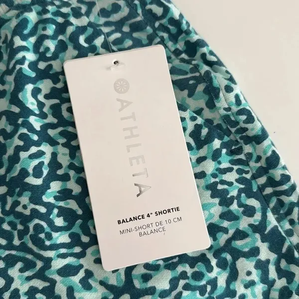 Athleta Balance 4" Shortie mini SHORTS NWT - Image 4