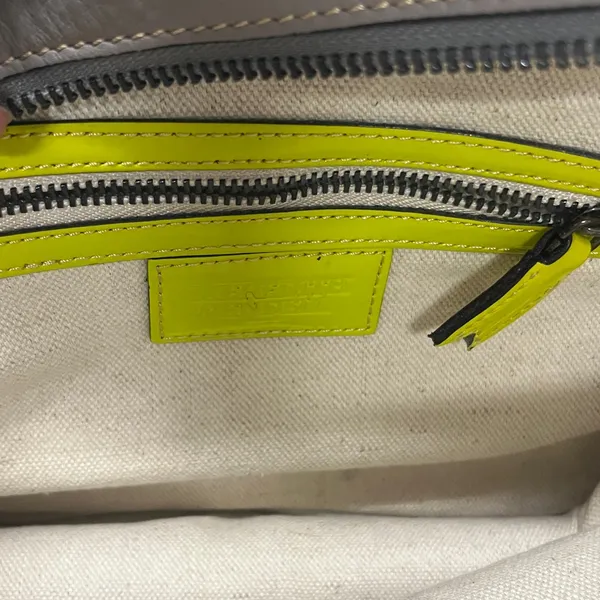 Meredith Wendell suede and leather handbag. Gray - Image 6