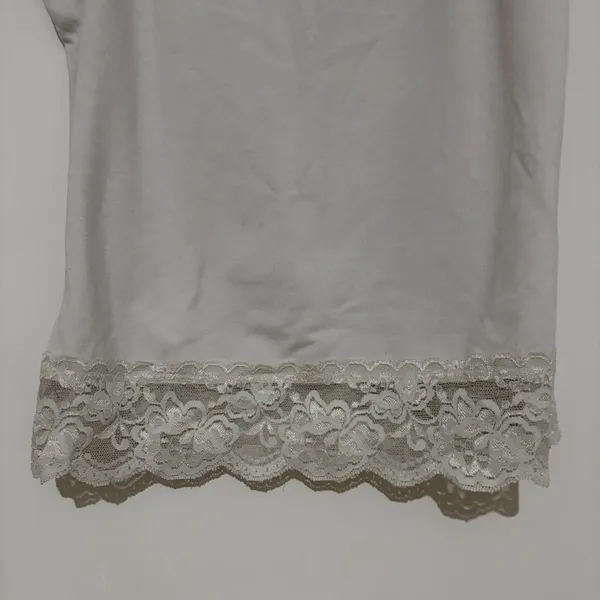 Cato Cami Tank Top with Lace Trim Boho Feminine M Y2K Going Out Spaghetti Strap - Image 4