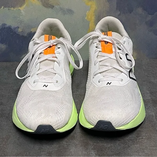 New Balance DynaSoft Pro Run v2 Women's White Running Shoes Size 10B - Image 4