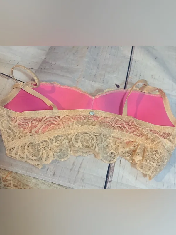 Victoria's Secret Beige Lace Push-Up Bralette - Image 6