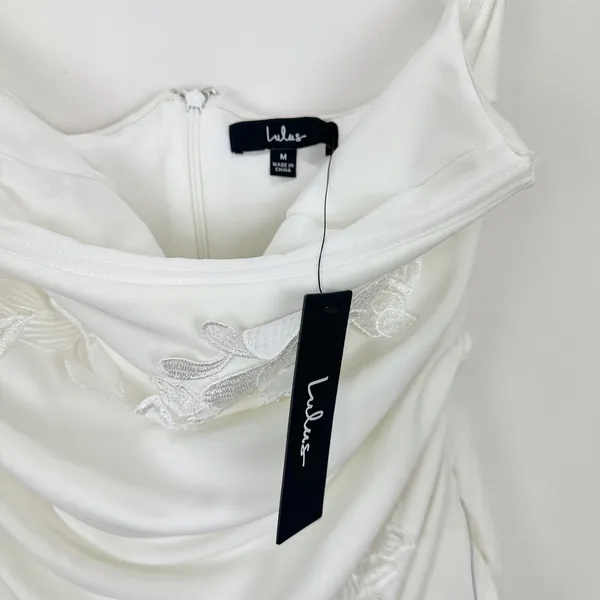Lulus Divine Sensation White 3D Embroidered Strapless Mini Dress Medium NWT - Image 7