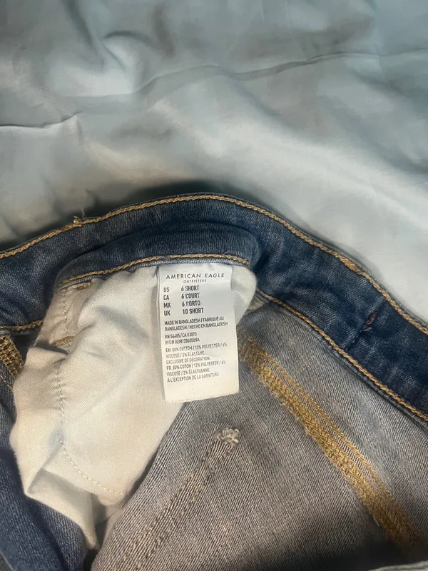 American Eagle Jeans - Image 6