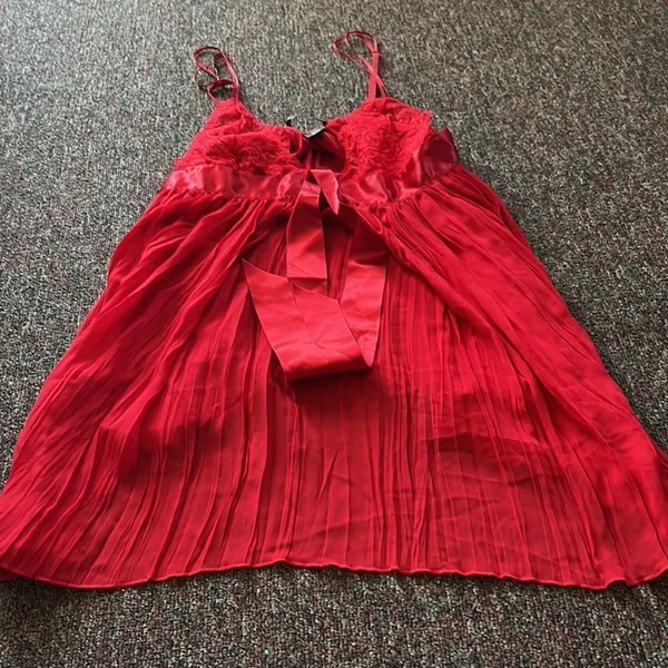 Victoria's Secret nighty small - Image 2