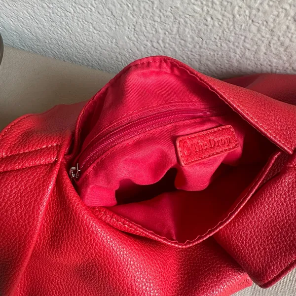 The Drop Red Purse - Image 5