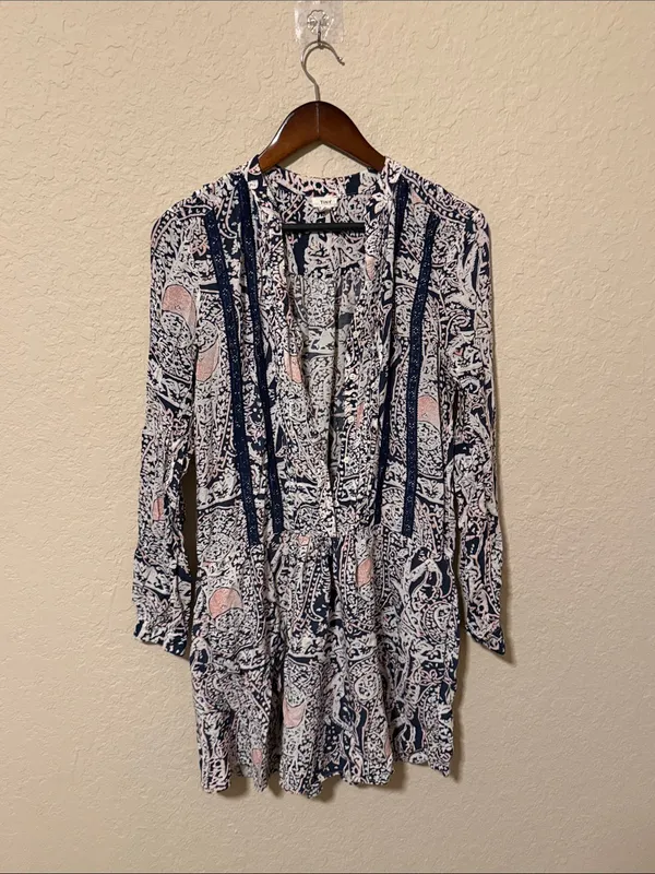 Anthropologie Tiny Floral-Print Dress in Navy and Pink - Image 2