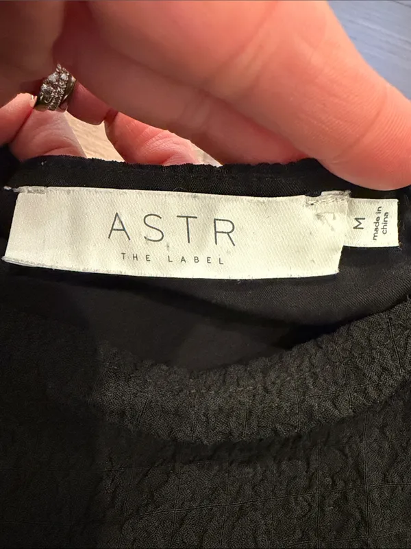 Astr Black Textured Tiered Dress with Spaghetti Straps Size Medium - C11-429 - Image 2