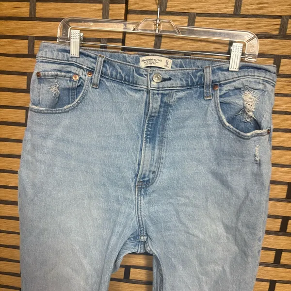 Abercrombie & Fitch‎ Ultra High Rise The 70’s Vintage Flare Jeans Size 33/16S - Image 3