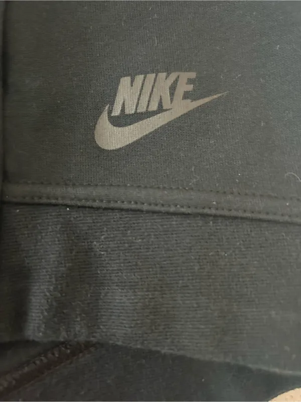 Nike Tech Fleece Hoodie Black Women’s Medium Scuba Jacket 806329-010 - Image 4