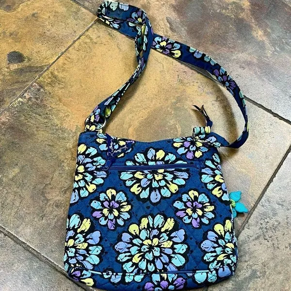 Vera Bradley Crossbody Hipster Floral Purse - Image 12