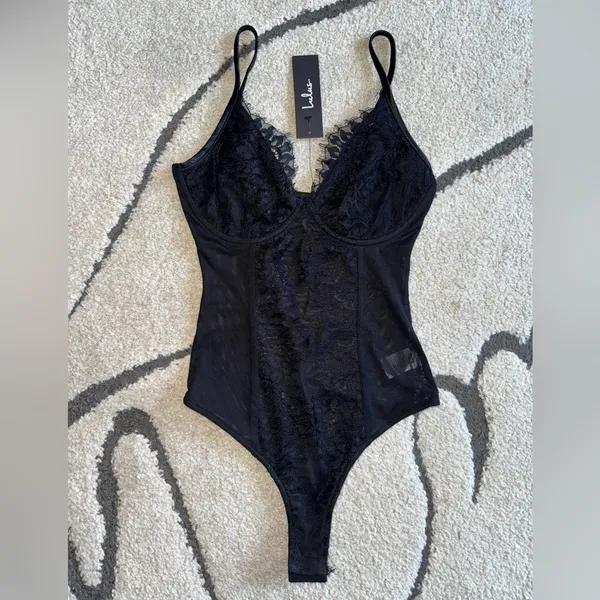 Lulus Draw You In Black Sleeveless Lace Bustier Bodysuit - Size XS - Image 4