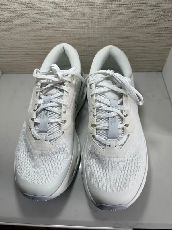 On Women's Cloudrunner 3 Running Shoes White Size 9.5 - Image 5