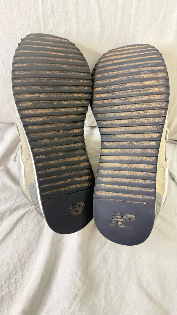 New Balance 574 Women’s Shoes Size 7.5 Used - Image 8