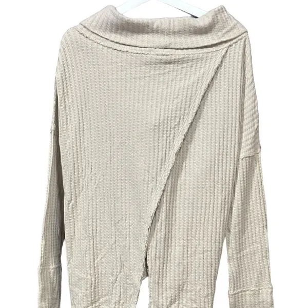 Free People Stone Cold Juicy Long Sleeve Waffle Cowl Neck Size Medium - Image 4