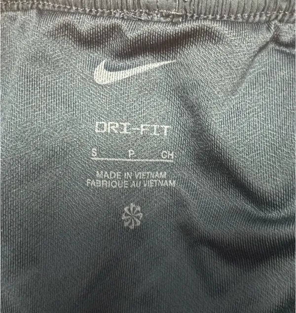 Nike Shorts Dri-Fit - Image 3