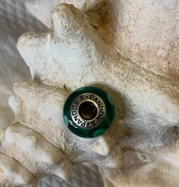 ʕ·ᴥ·ʔ Authentic Retired Pandora Captivating Green Floral Murano Glass Charm 925 - Image 4