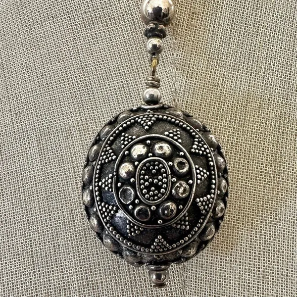 Artisan Bali Sterling Silver Graduated Bead Lariat Necklace - Image 3