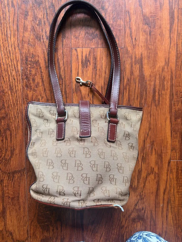 Dooney & Bourke Bag - Image 5