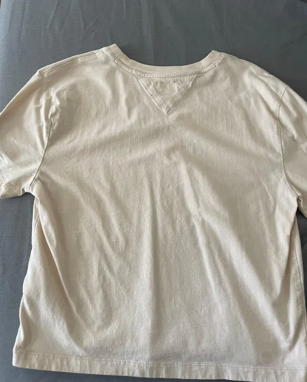 Tommy Hilfiger Tshirt - Image 3