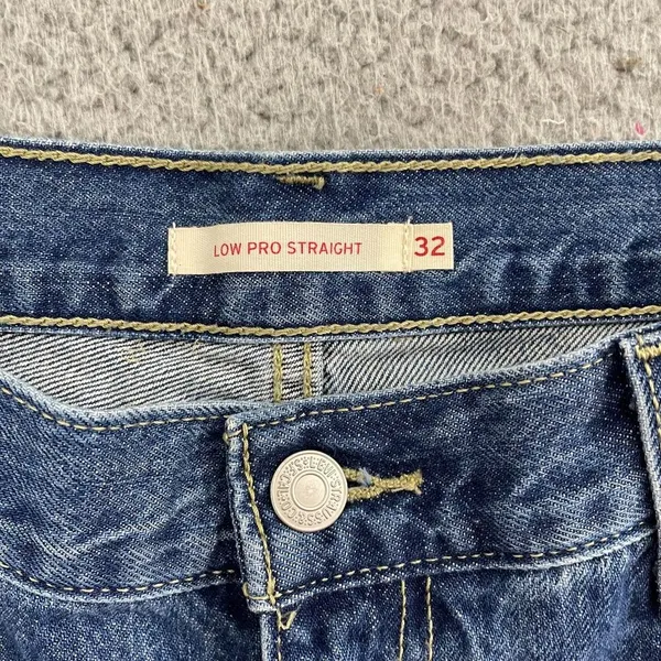 Levi's Low Pro Straight‎ Jeans Women 32 Dark Wash High Rise Distressed Denim - Image 3