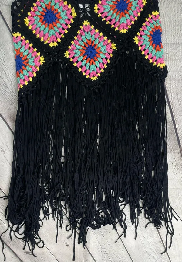 Crochet Granny Square Fringe Top NWT! - Image 13