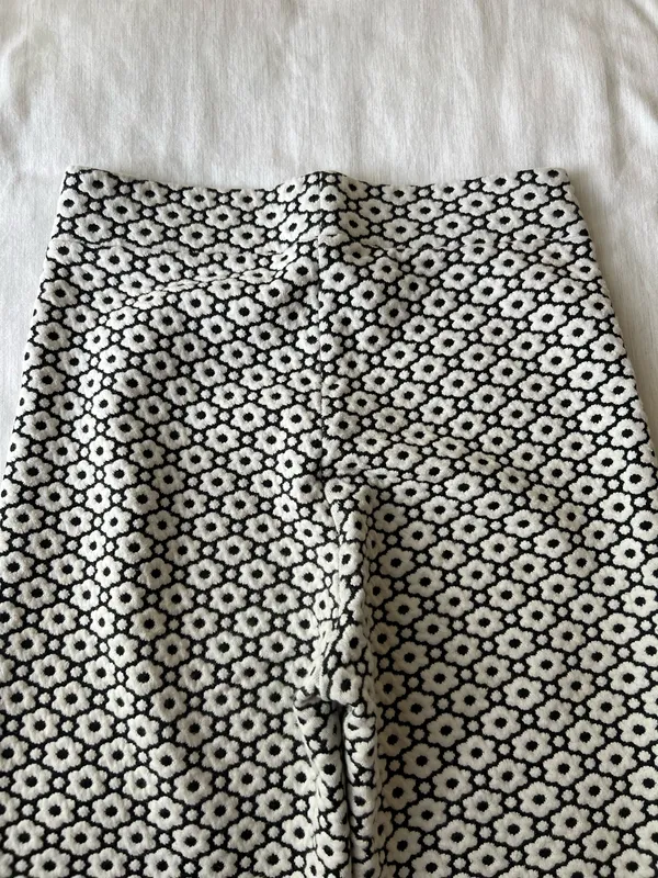 Free People Floral Pants Flare - Image 4