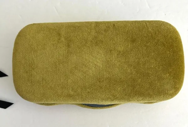 Gucci Velvet Sunglasses Case with Drawstring glasses bag - Image 6