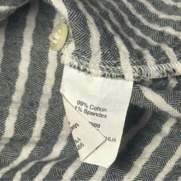 Madewell Stripe Lightweight Long Sleeve Button Up Coastal Comfort Travel S - Image 7