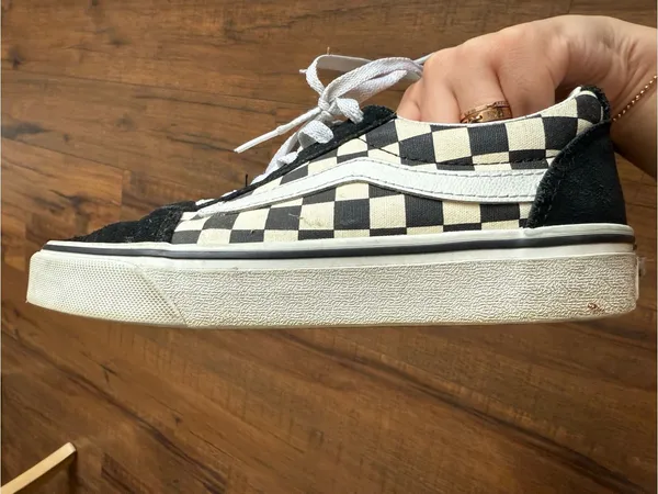 Vans Checkerboard Old Skool Low-Top Sneakers - Black/Ivory - Image 5