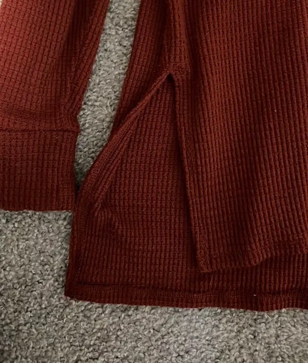 American Eagle Outfitters Sweater - Image 3