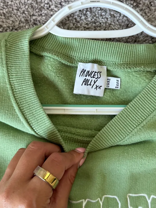 Princess Polly Green Crewneck - Image 3