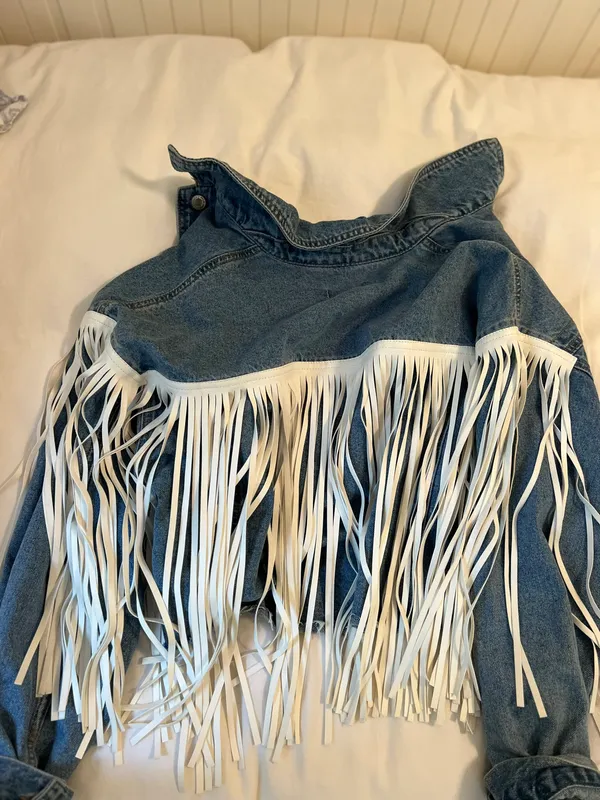 Forever 21 Cropped Denim Jacket With Fringe - Image 2