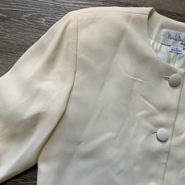 Vintage Nicole Miller New York City Elegant Cream Women's Jacket 4 - Image 4
