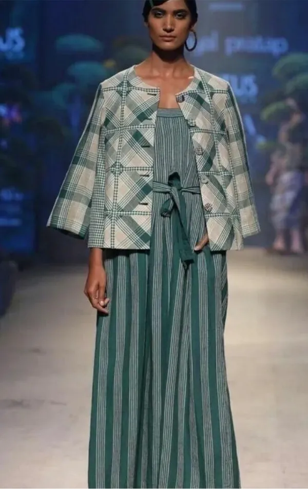 Anthropologie Pleated Green Stripe Linen Jumpsuit Payal Pratap Wide Leg 4 - Image 3