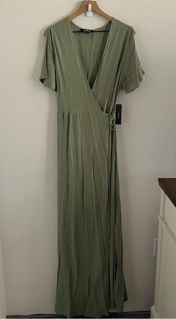 NWT Lulus Much Obliged Wrap Maxi Dress Green Style RD3537A Large - Image 2