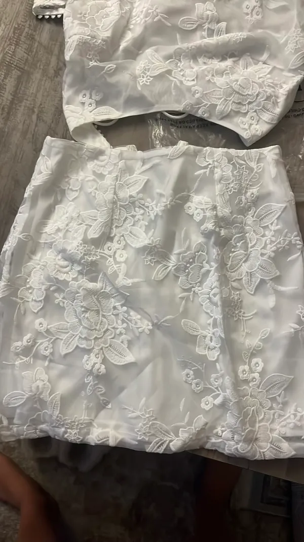 White Set Size XS - Image 2