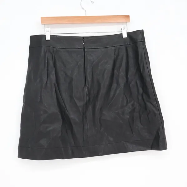 J.Crew Skirt Womens 16 A-Line Mini Black Faux Leather Back Zip Excellent - Image 4