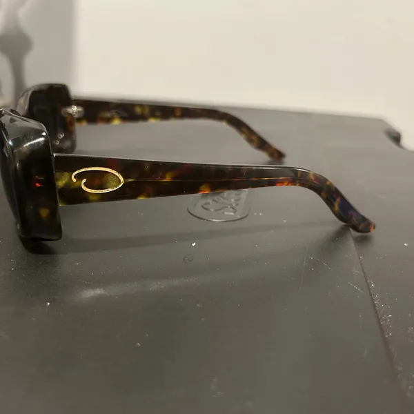 Oscar de la renta Stylish Tortoiseshell Sunglasses Frames.  Frames only - Image 3