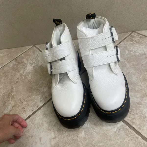 Dr Martens 8 Devon Heart White Milled Nappa Leather Heart Buckle Platform Boots - Image 2
