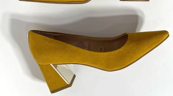 Jones New York Mustard Vegan Suede Chunky Metallic Heel Pumps Size 6 - Image 7
