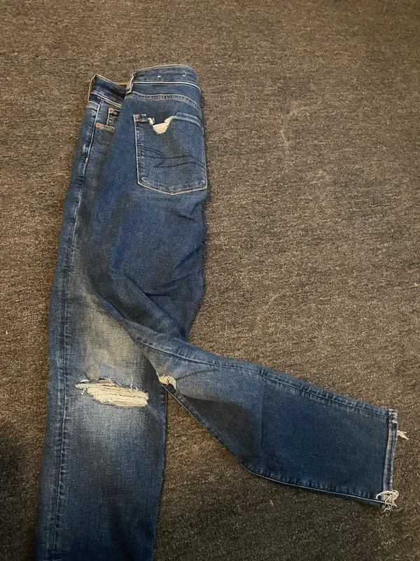 American Eagle Jeans - Image 2